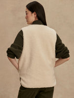 Audrea Reversible Gilet Sandshell/ Forest Night