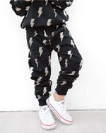 Lightning Bolt Set Black