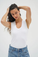 Double Layer Scoop Tank White