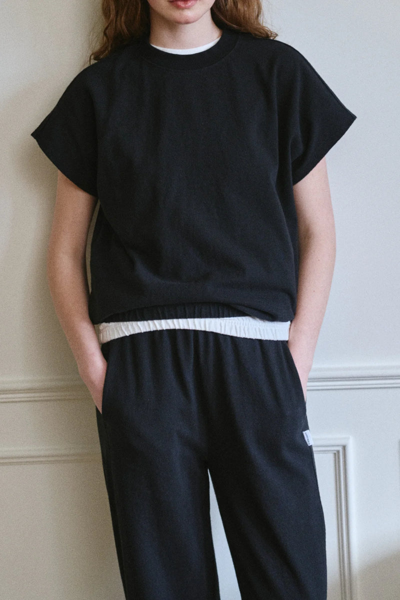 Fei Tee Black