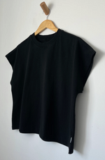 Jeanne Tee Black