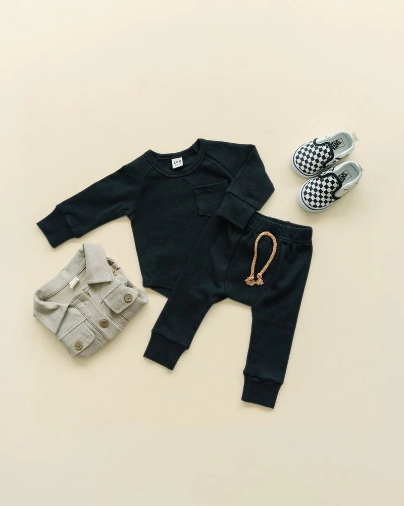 Black Lounge Set
