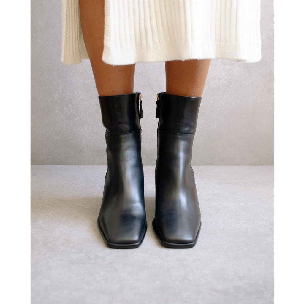 West Total Black Boots